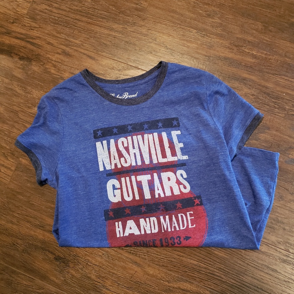 Lucky brand graphic tee XL